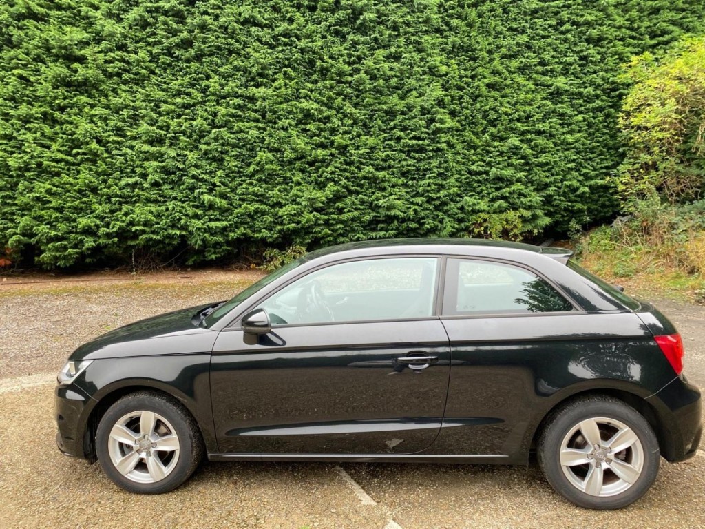 AUDI A1