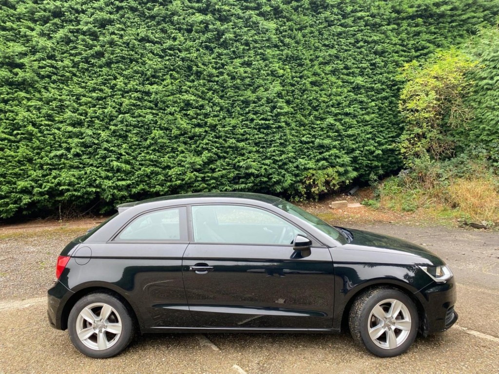 AUDI A1