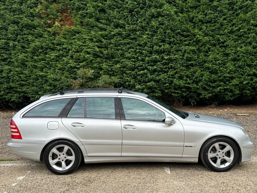 MERCEDES-BENZ C CLASS