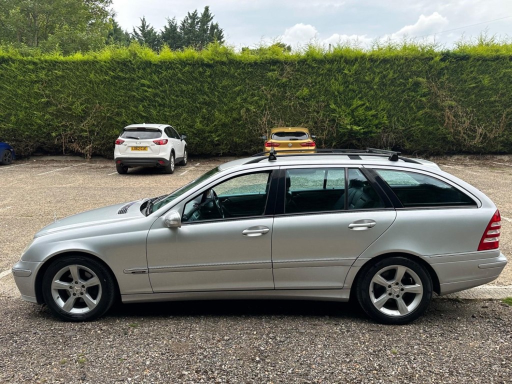 MERCEDES-BENZ C CLASS