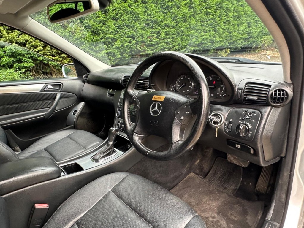 MERCEDES-BENZ C CLASS