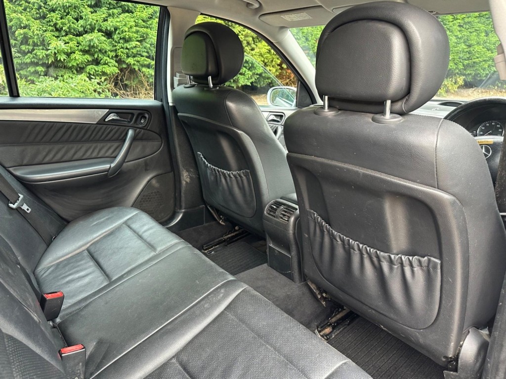 MERCEDES-BENZ C CLASS