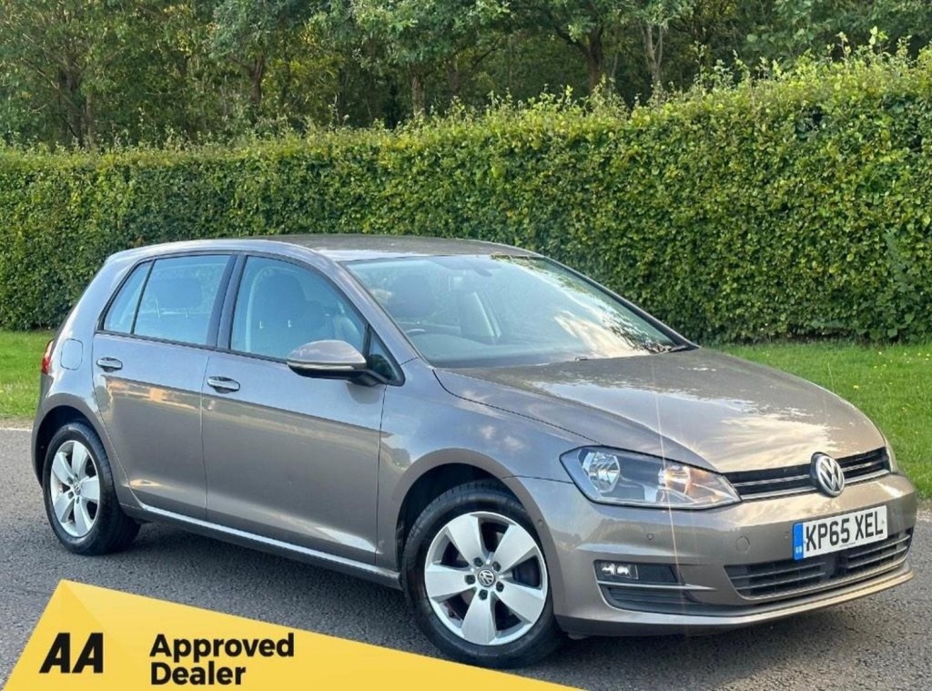 View VOLKSWAGEN GOLF 1.6 TDI BlueMotion Tech Match Euro 6 (s/s) 5dr