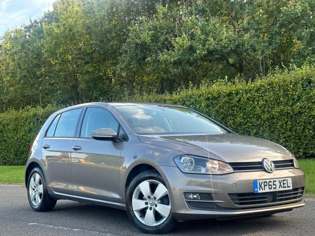 View VOLKSWAGEN GOLF 1.6 TDI BlueMotion Tech Match Euro 6 (s/s) 5dr