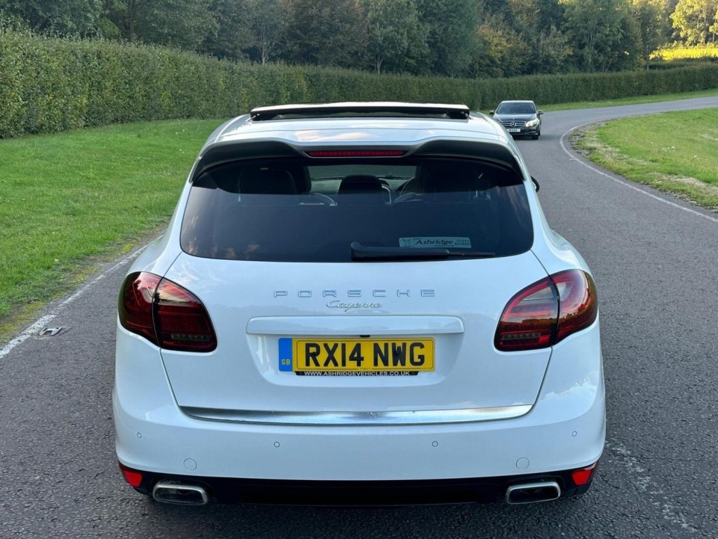 PORSCHE CAYENNE