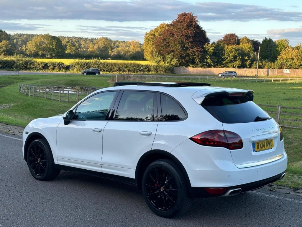 PORSCHE CAYENNE