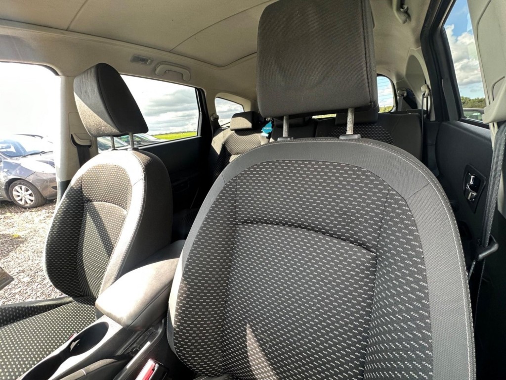 NISSAN QASHQAI+2
