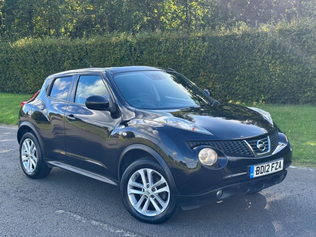 View NISSAN JUKE 1.6 DIG-T Tekna Euro 5 5dr