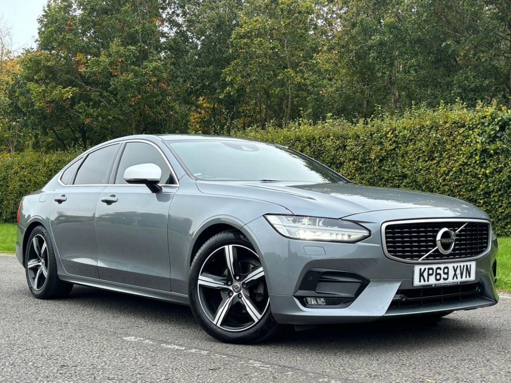 VOLVO S90