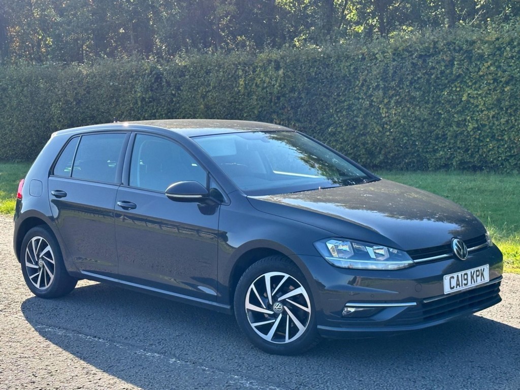 View VOLKSWAGEN GOLF 1.6 TDI Match Euro 6 (s/s) 5dr