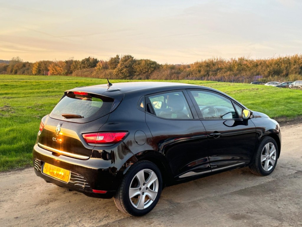RENAULT CLIO