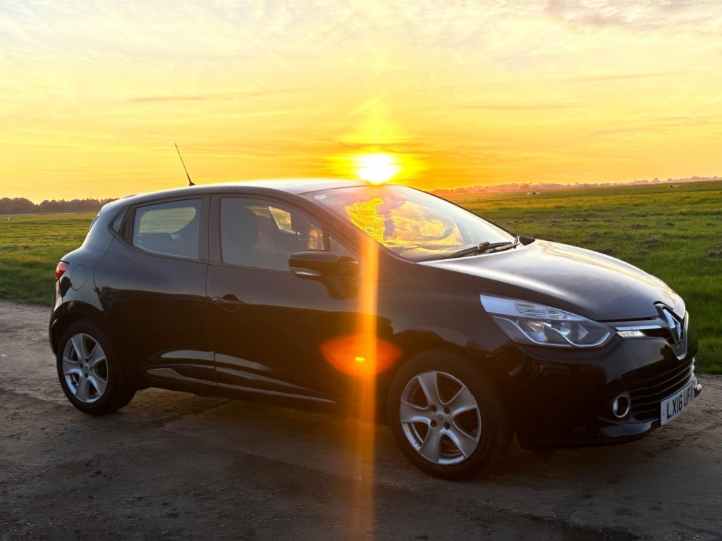 RENAULT CLIO
