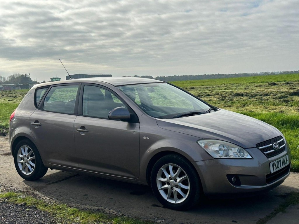 View KIA CEED 1.6 LS 5dr