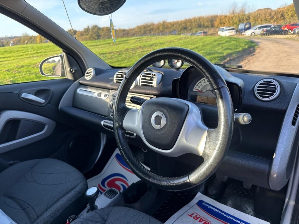 View SMART FORTWO 0.8 CDI Passion SoftTouch Euro 5 2dr