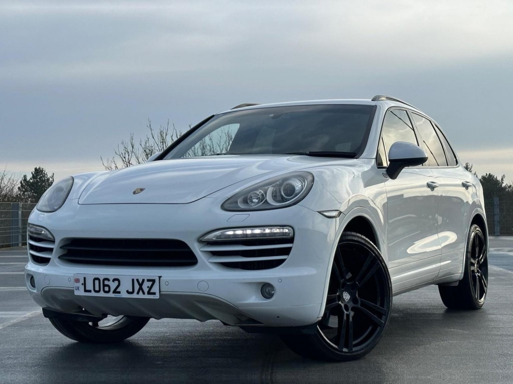 PORSCHE CAYENNE