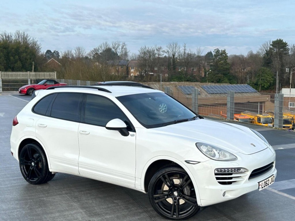 PORSCHE CAYENNE
