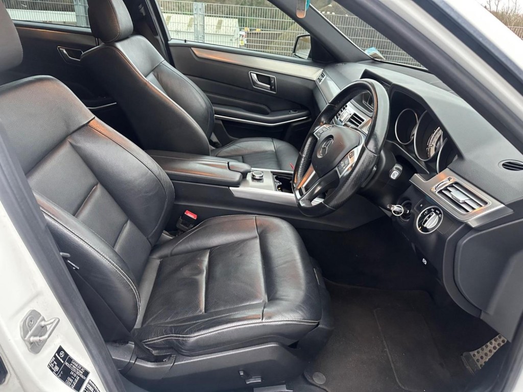 MERCEDES-BENZ E CLASS