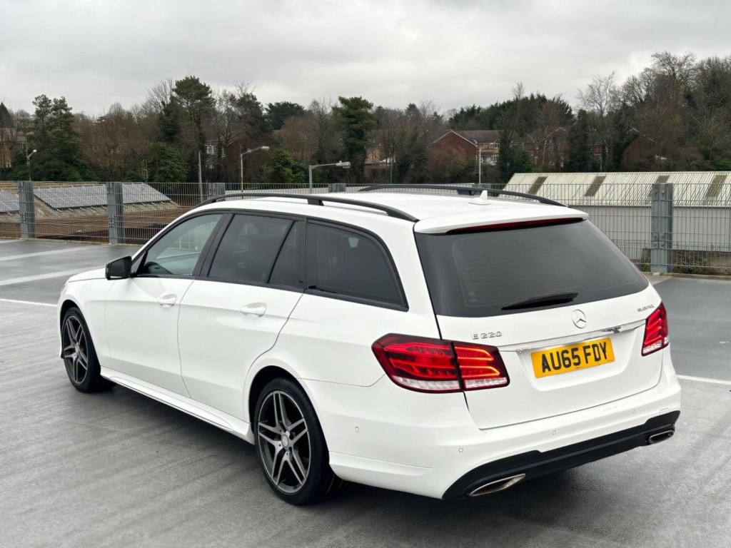 MERCEDES-BENZ E CLASS