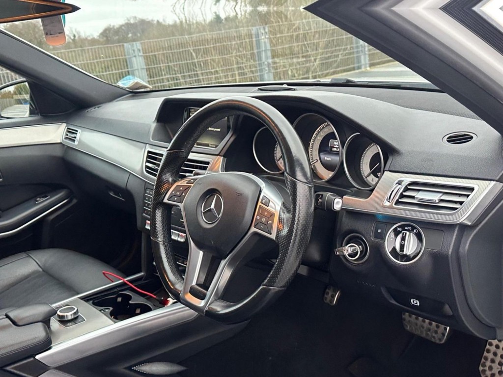 MERCEDES-BENZ E CLASS