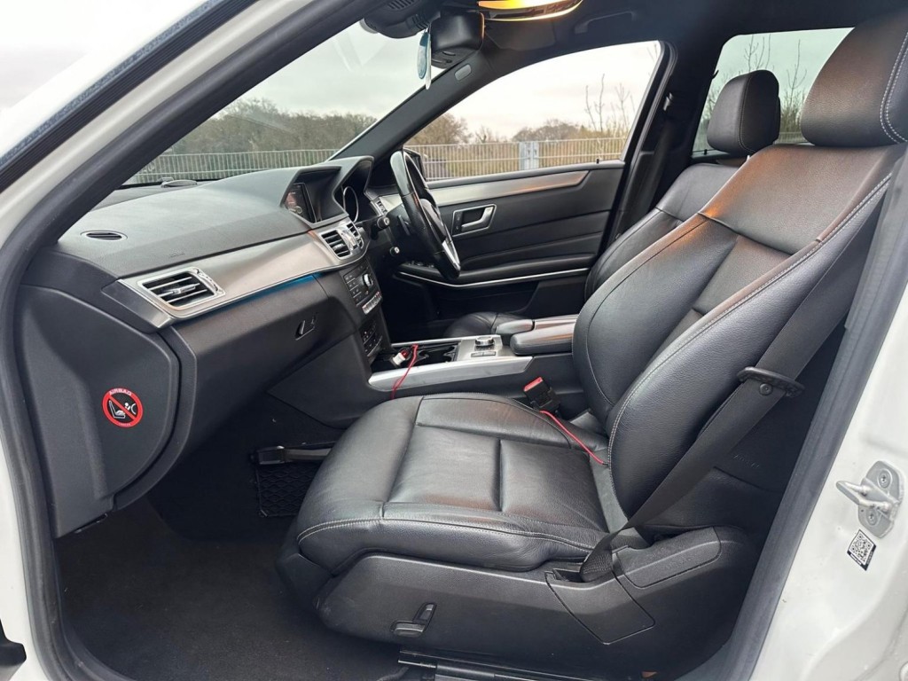 MERCEDES-BENZ E CLASS