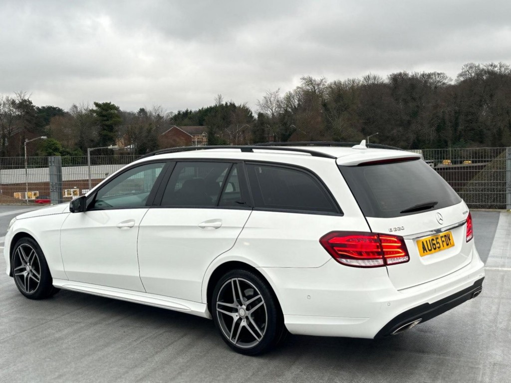 MERCEDES-BENZ E CLASS