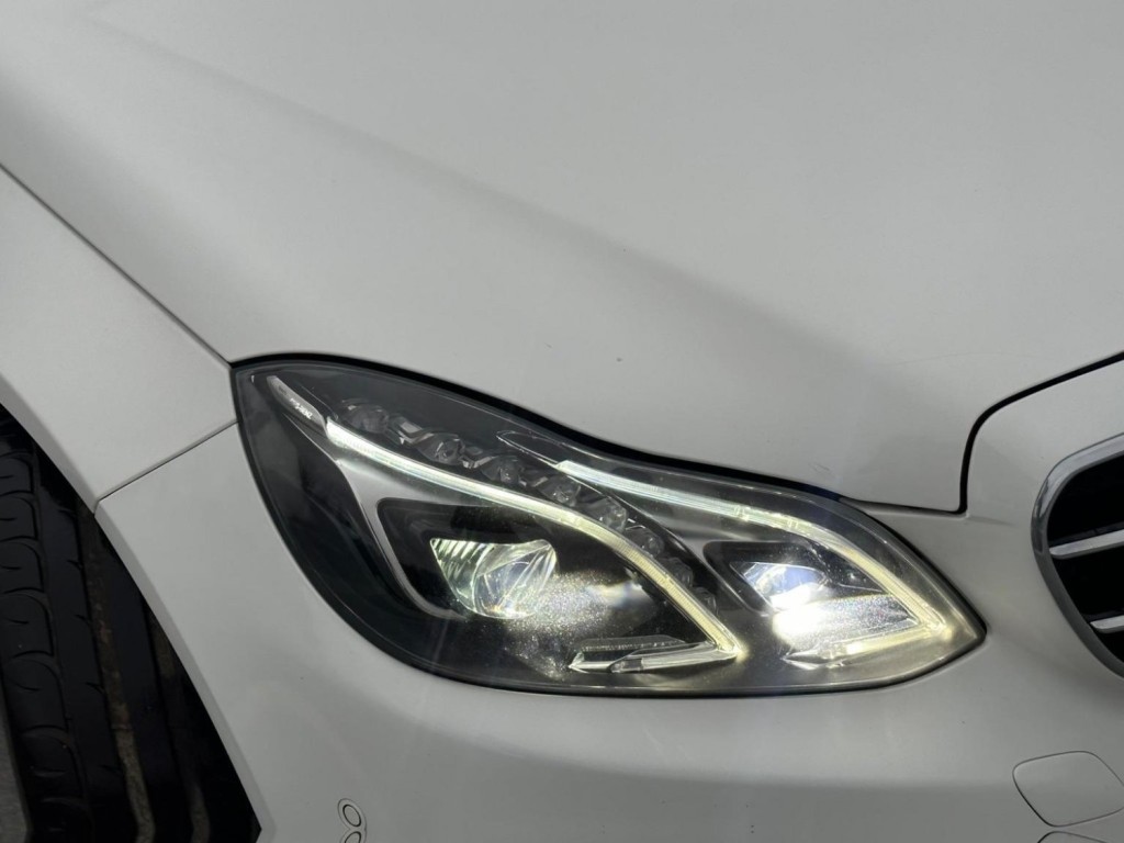 MERCEDES-BENZ E CLASS