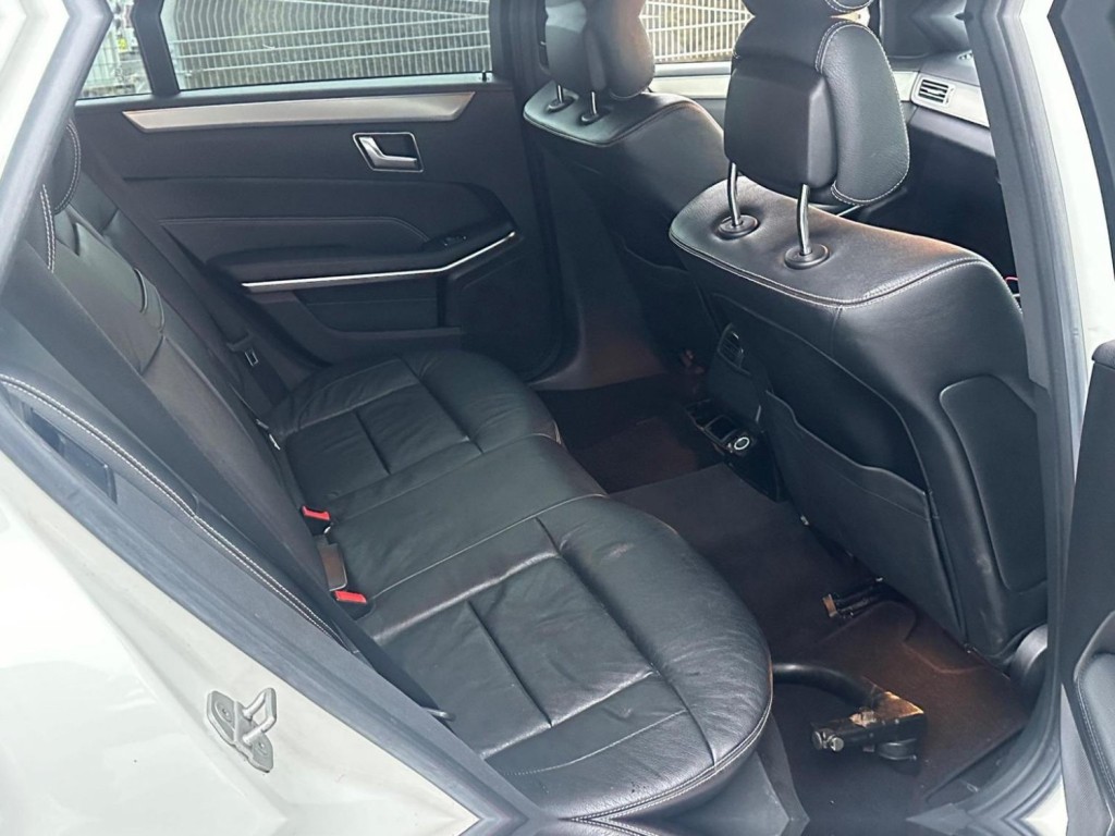 MERCEDES-BENZ E CLASS