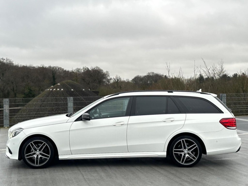 MERCEDES-BENZ E CLASS