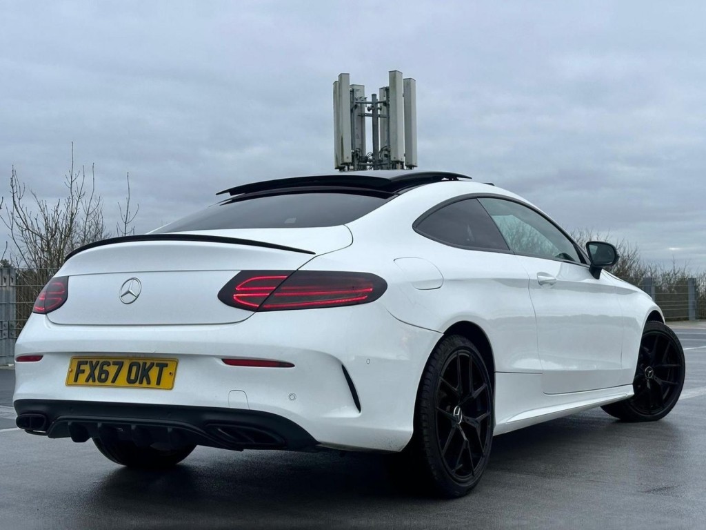 MERCEDES-BENZ C CLASS