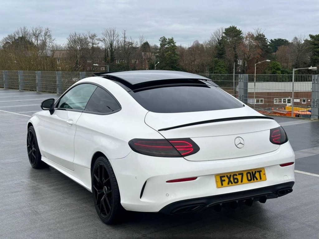 MERCEDES-BENZ C CLASS