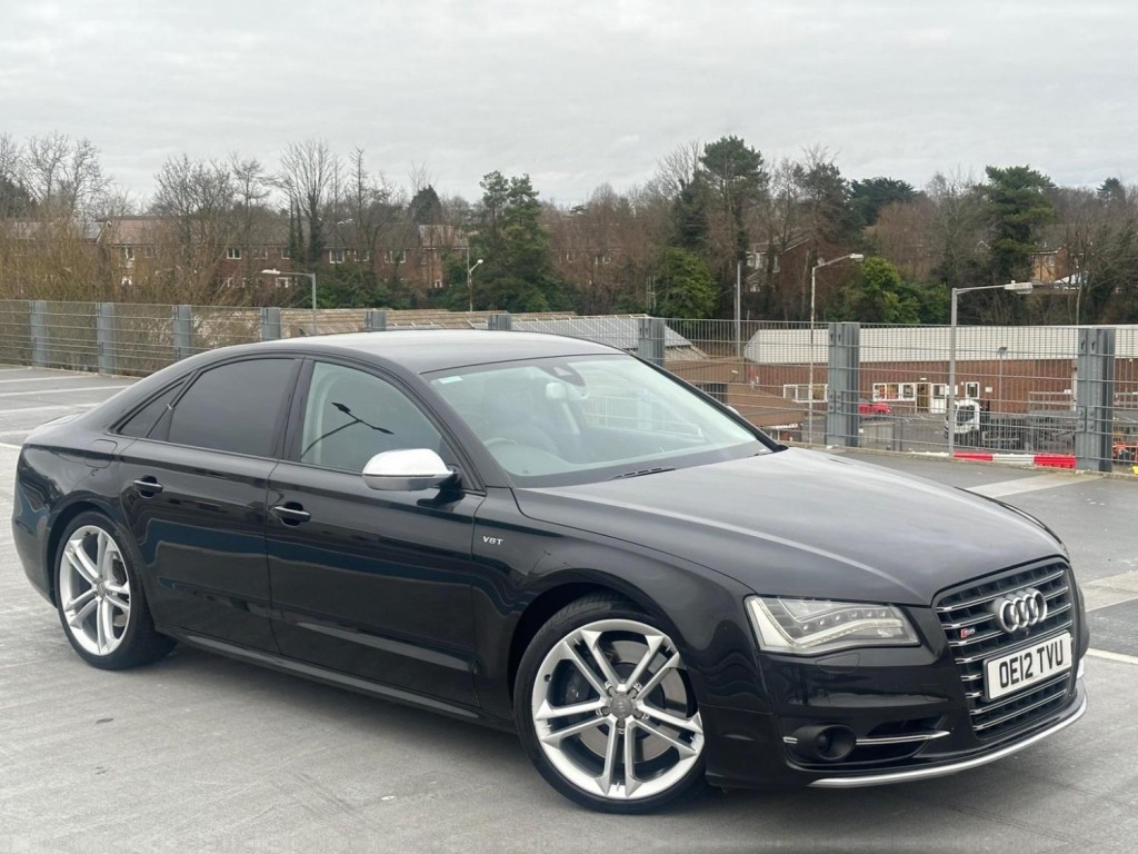 AUDI S8