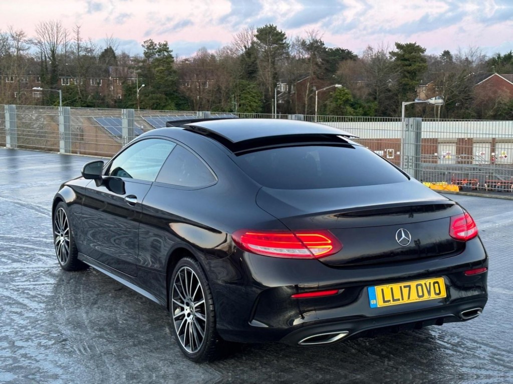 MERCEDES-BENZ C CLASS