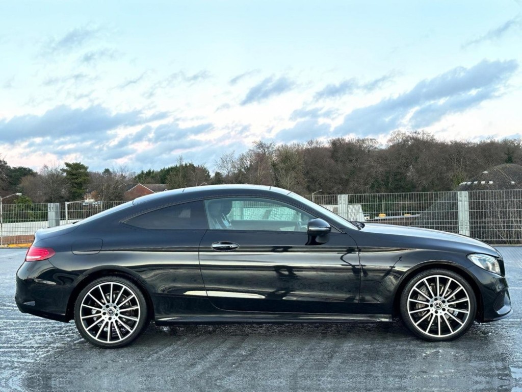 MERCEDES-BENZ C CLASS