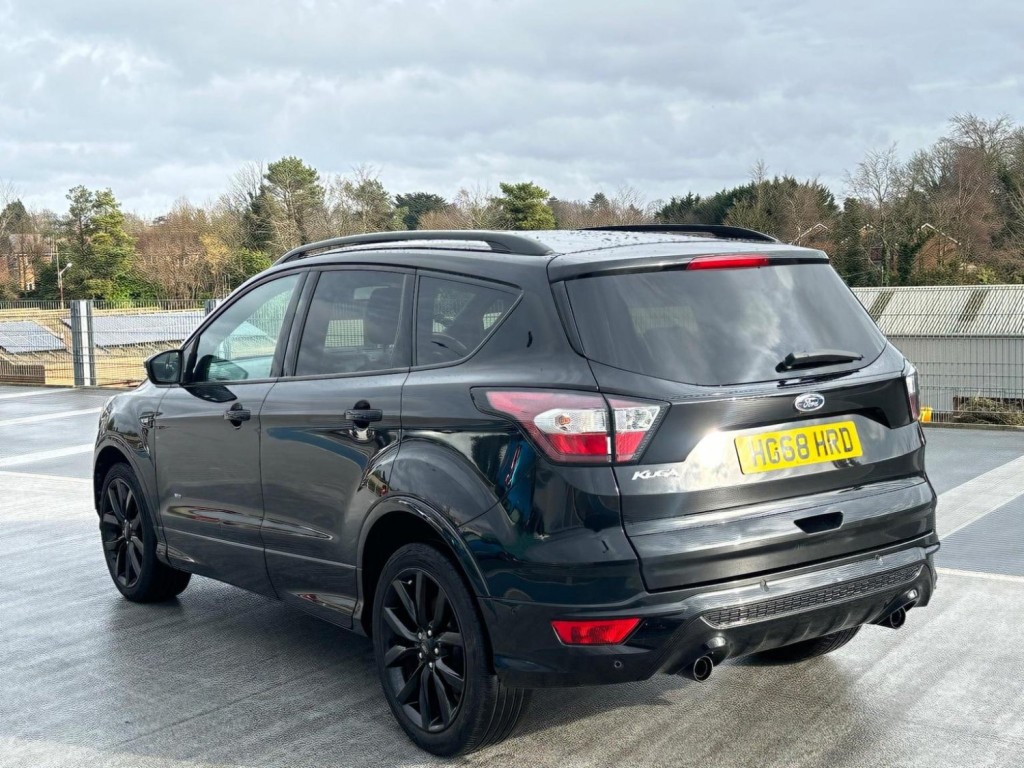 FORD KUGA
