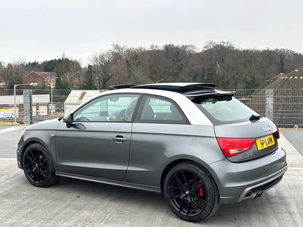 AUDI A1