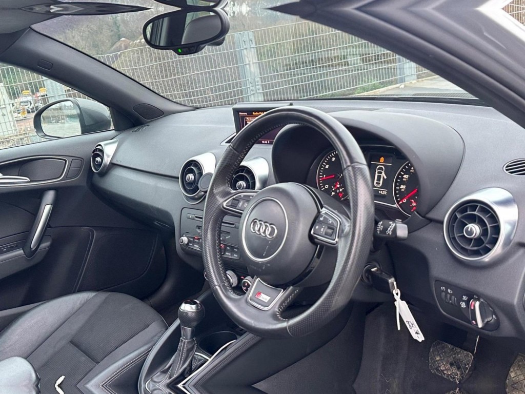 View AUDI A1 1.4 TFSI S line S Tronic Euro 5 3dr