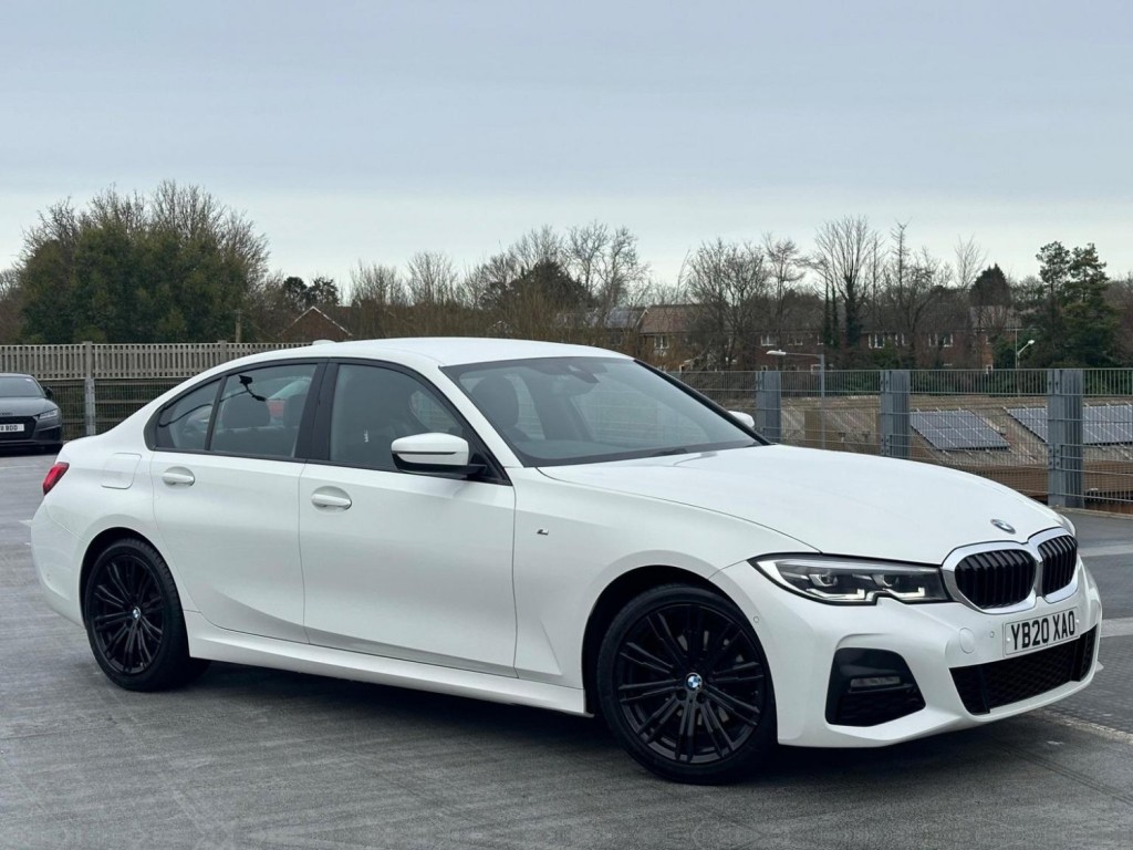 View BMW 3 SERIES 2.0 320i M Sport Auto Euro 6 (s/s) 4dr