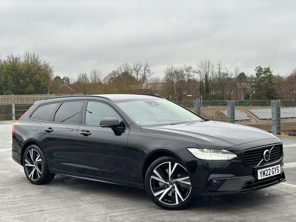 View VOLVO V90 2.0 B4 MHEV Plus Auto Euro 6 (s/s) 5dr