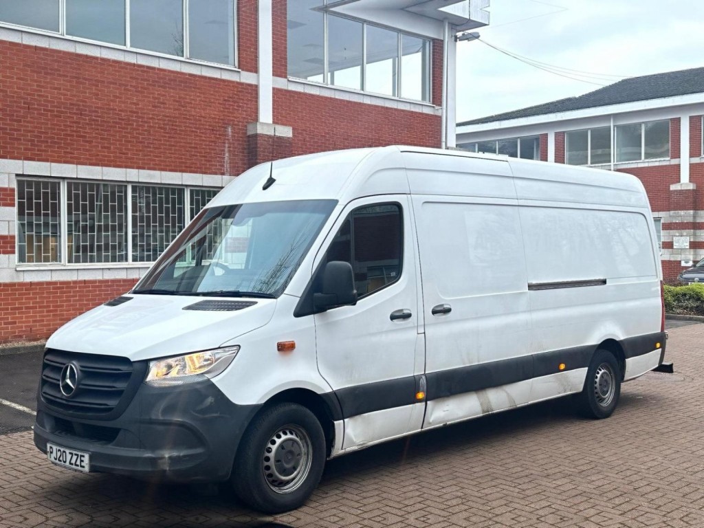 MERCEDES-BENZ SPRINTER