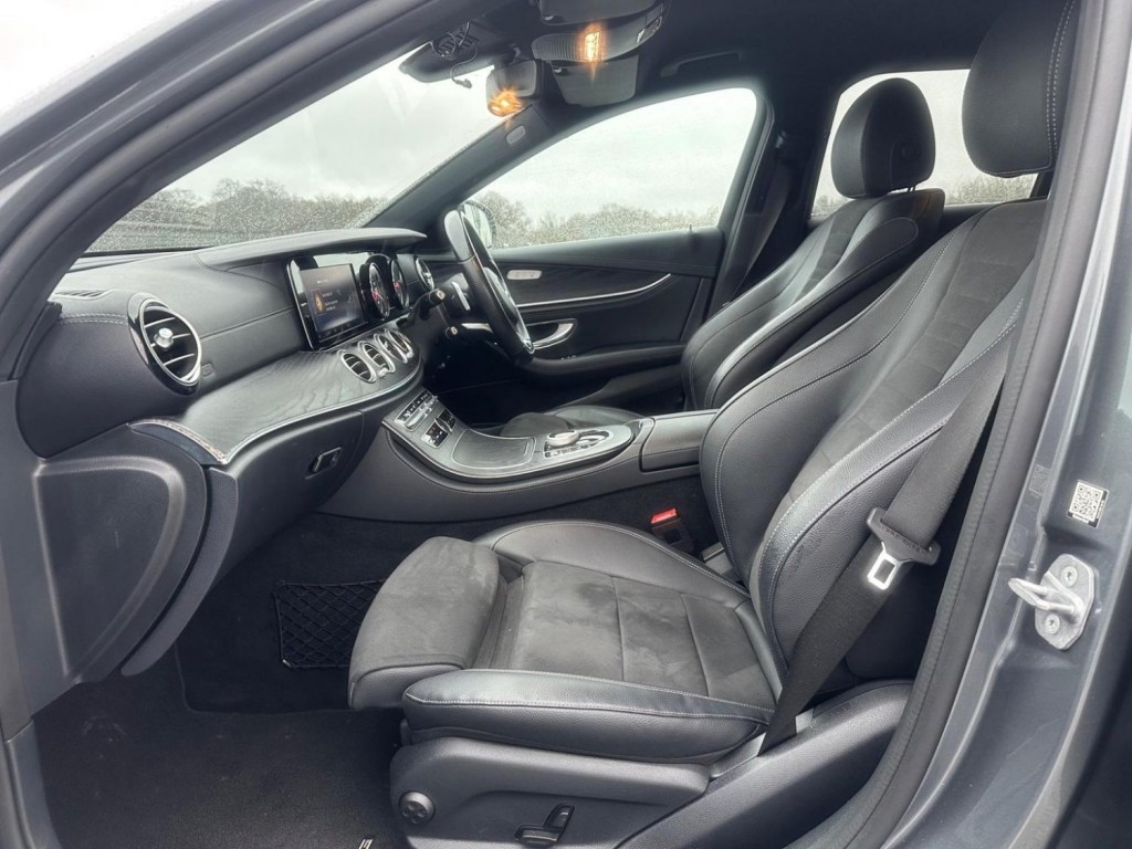 MERCEDES-BENZ E CLASS