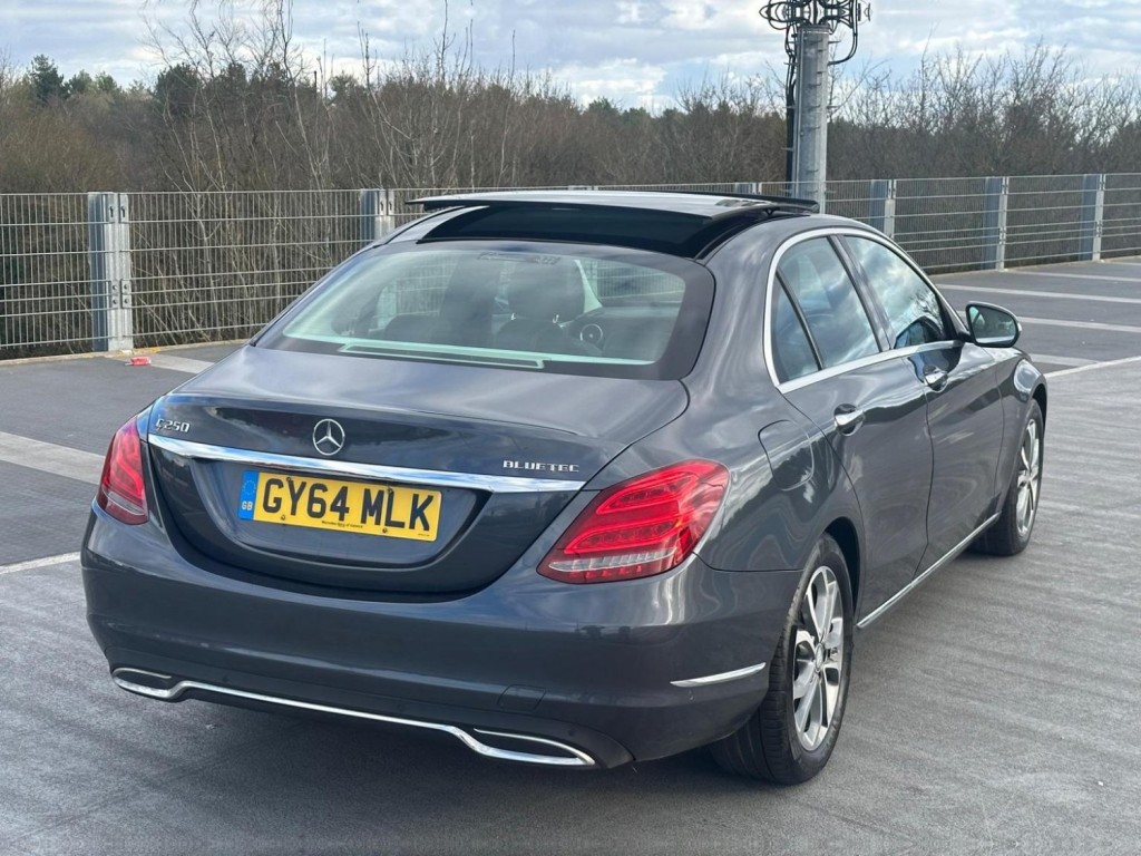 MERCEDES-BENZ C CLASS