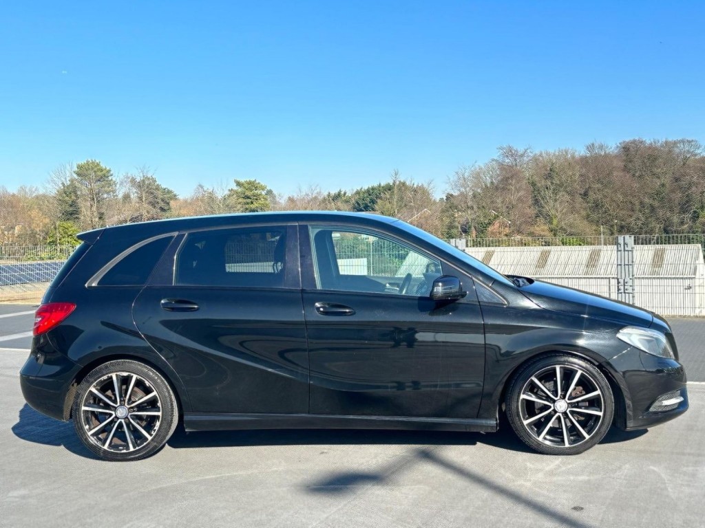 MERCEDES-BENZ B CLASS