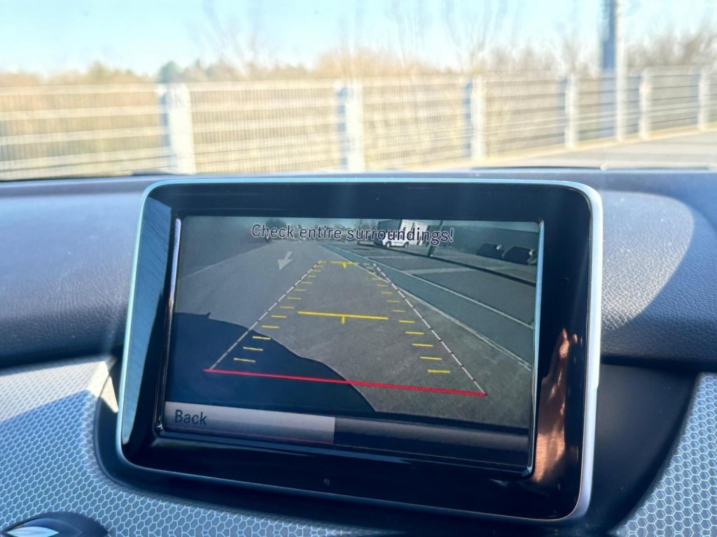 MERCEDES-BENZ B CLASS