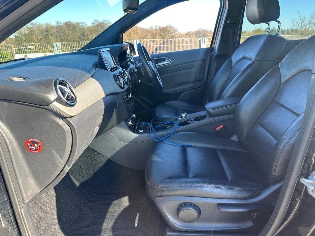 MERCEDES-BENZ B CLASS