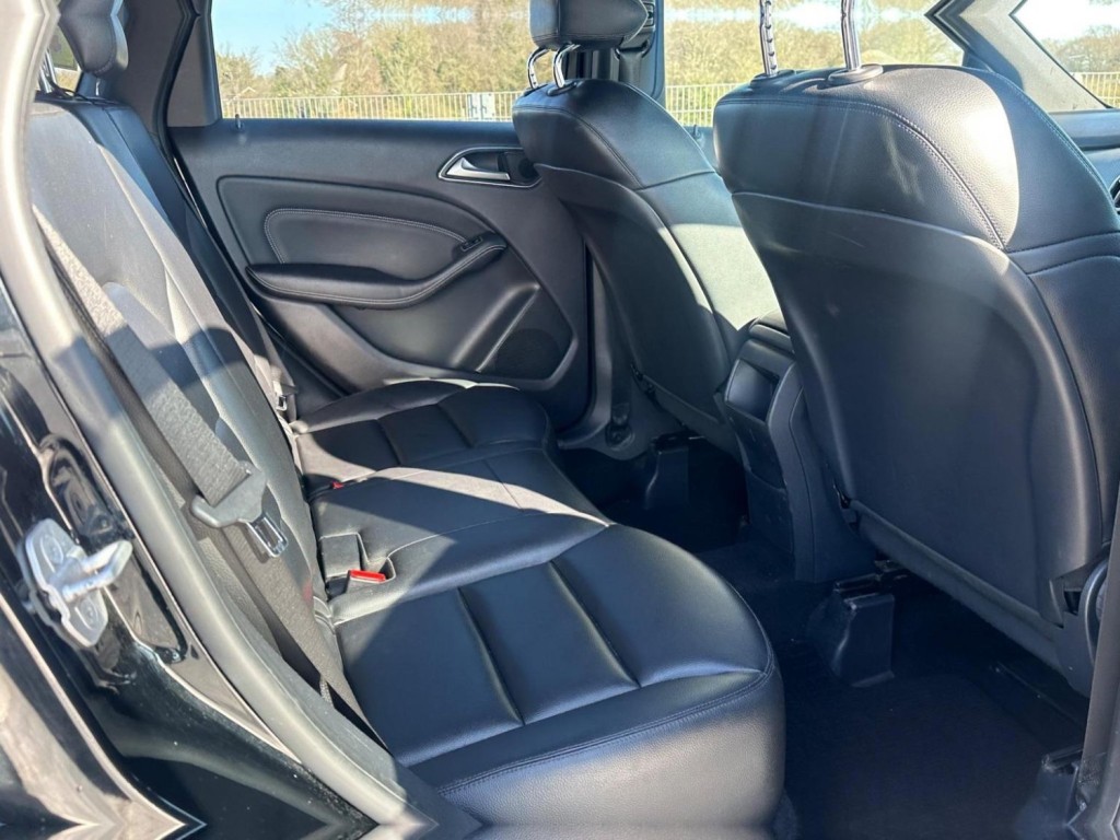 MERCEDES-BENZ B CLASS