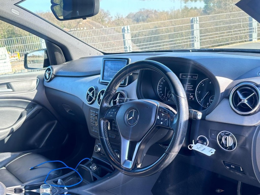 MERCEDES-BENZ B CLASS