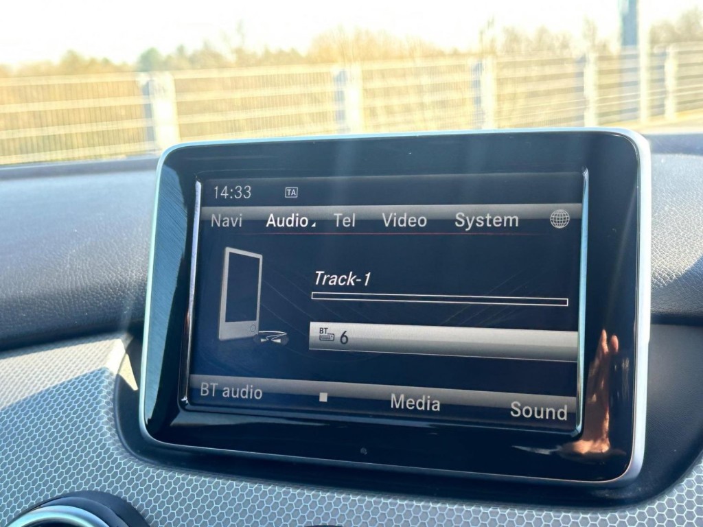 MERCEDES-BENZ B CLASS