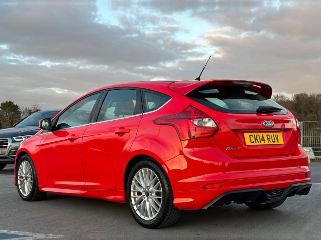 View FORD FOCUS 1.6 TDCi Zetec S Euro 5 (s/s) 5dr