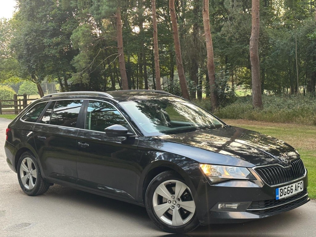 View SKODA SUPERB 1.6 TDI SE Technology DSG Euro 6 (s/s) 5dr