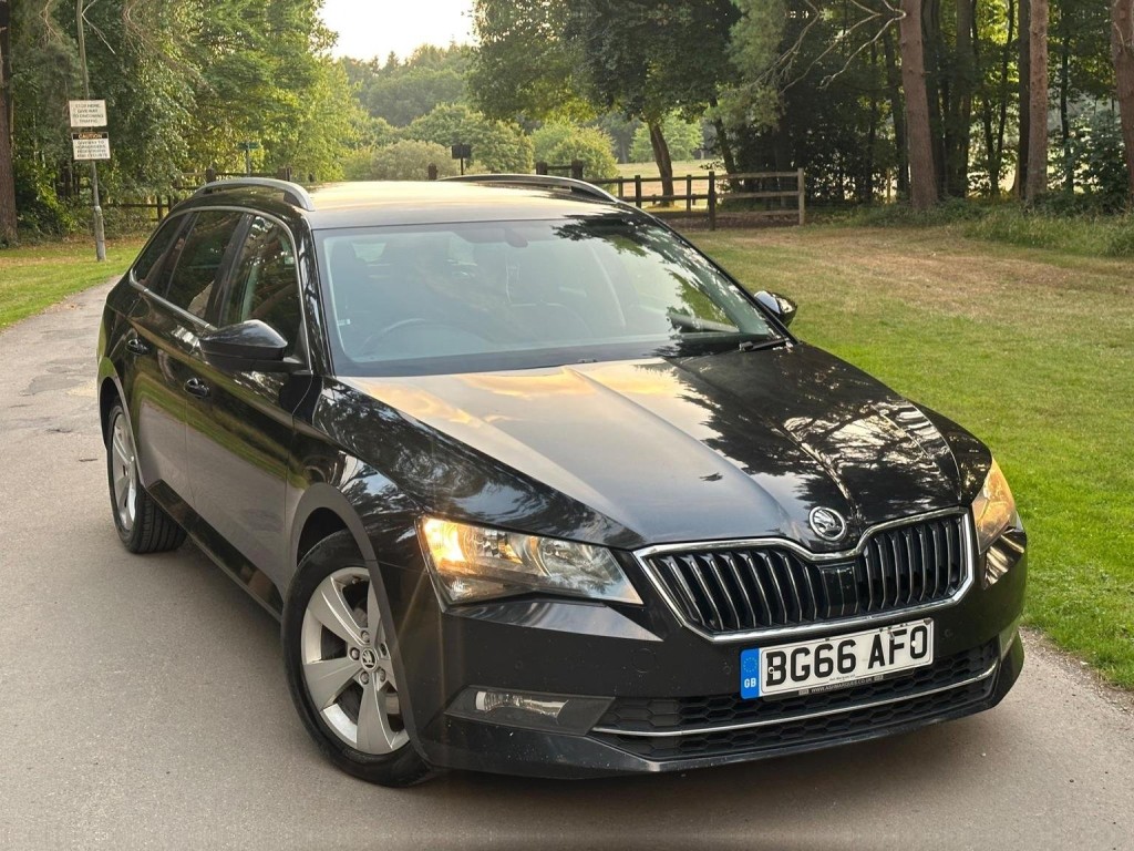 SKODA SUPERB